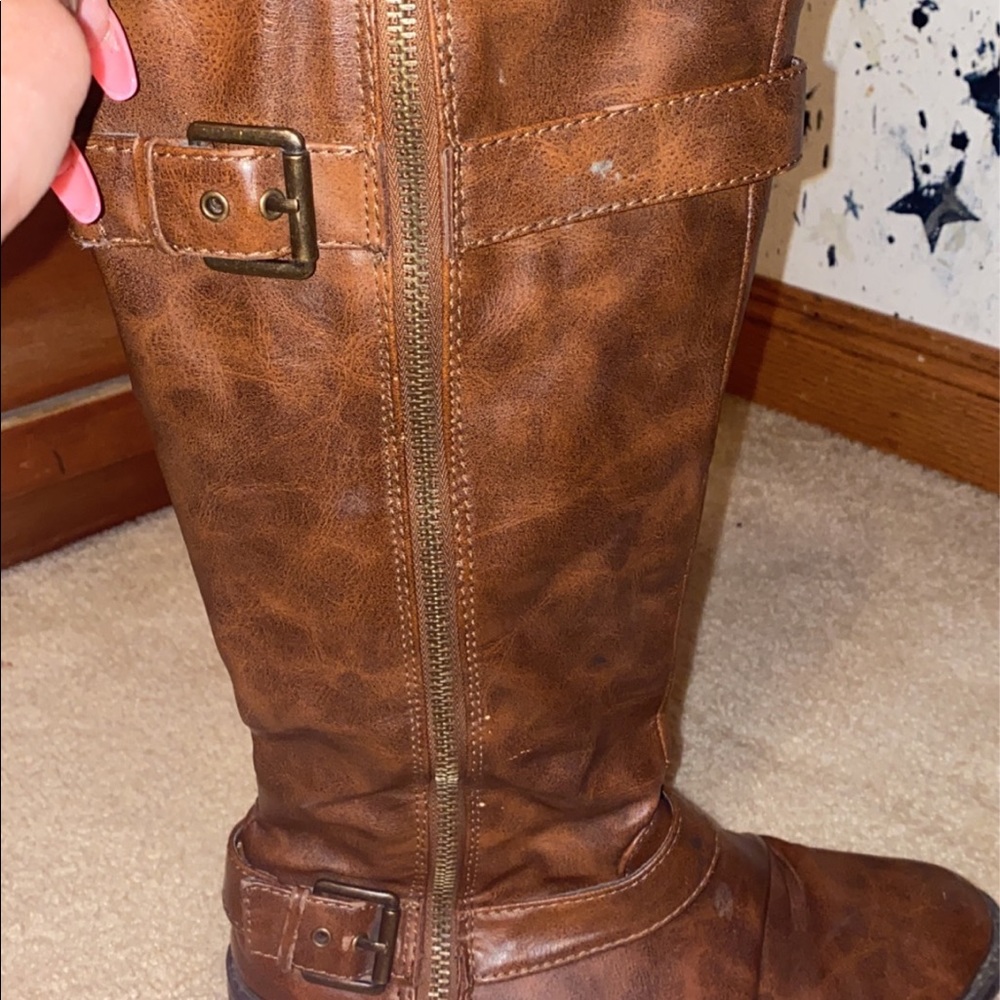 Boots - Picture 2 of 2